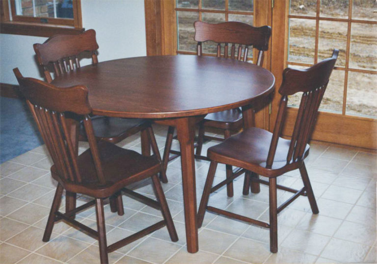 Custom Amish Handcrafted Wood Dining Tables Lancaster PA | George's Furniture