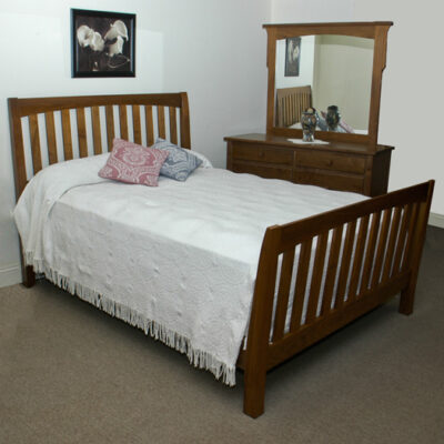 A slatted sleigh bed.