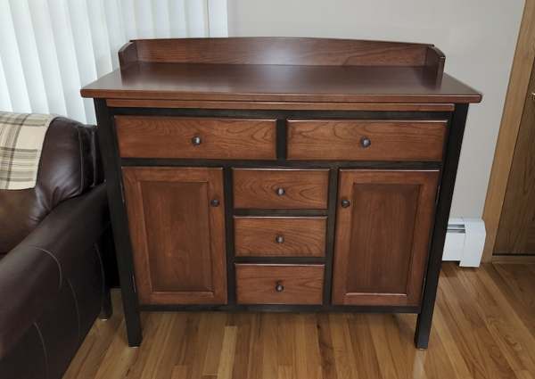 48 server with pullout closed buffet with pullout work space