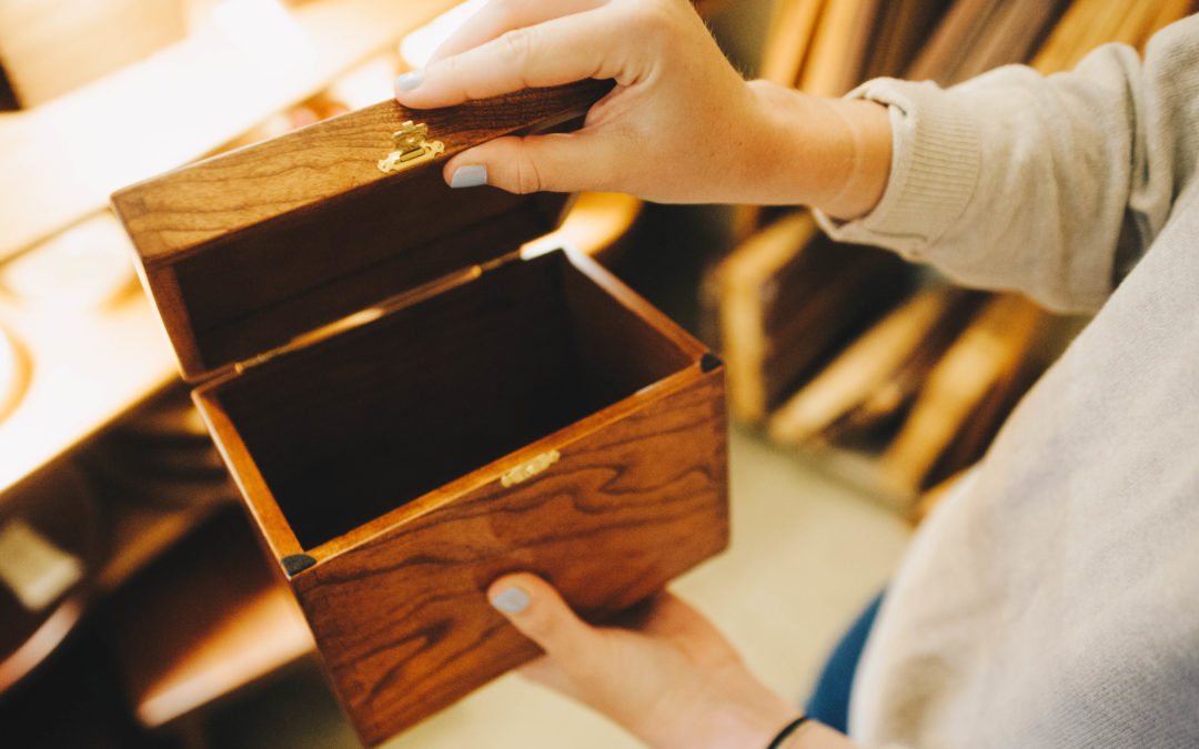 keepsake box wooden handcrafted furniture lancaster york