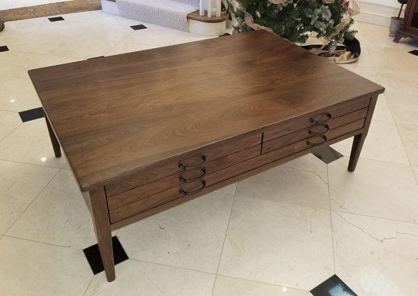 Coffee table store puzzle storage