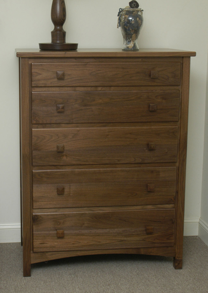 Mission Chest of drawers in walnut handcrafted