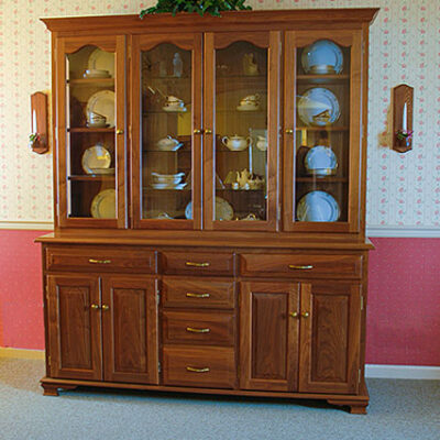 traditional display hutch